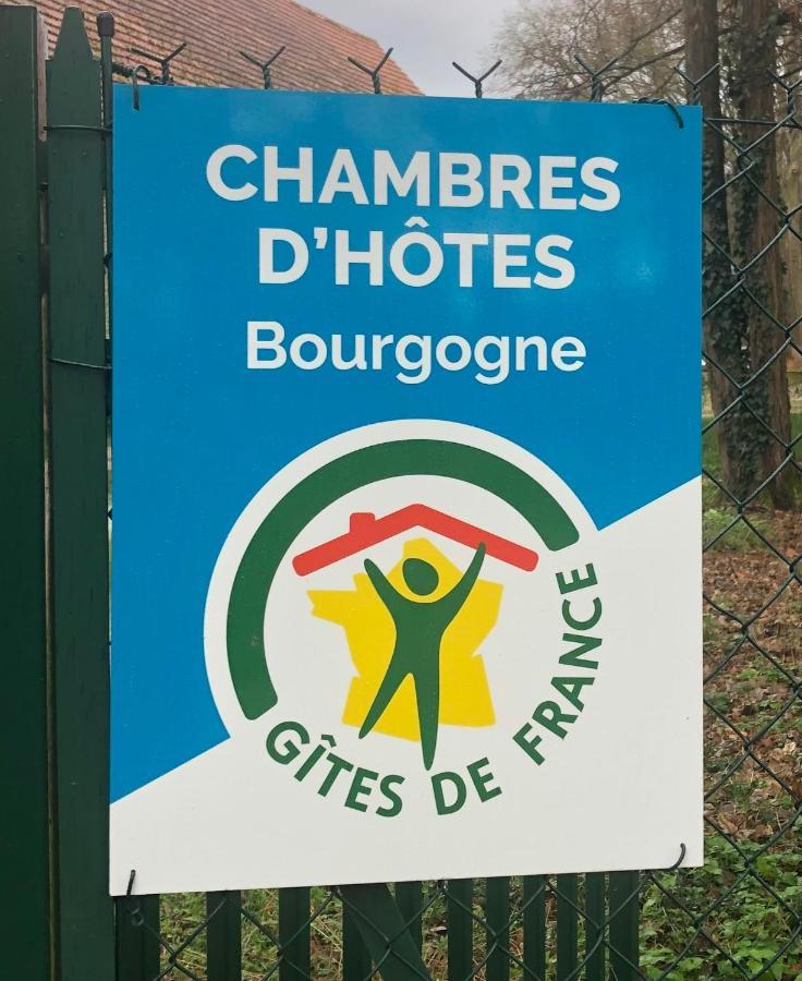 La Ferme Du Chateau Beire-le-Châtel Exteriör bild