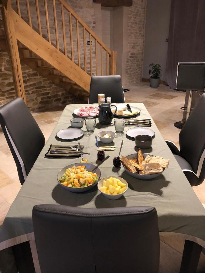 La Ferme Du Chateau Beire-le-Châtel Exteriör bild