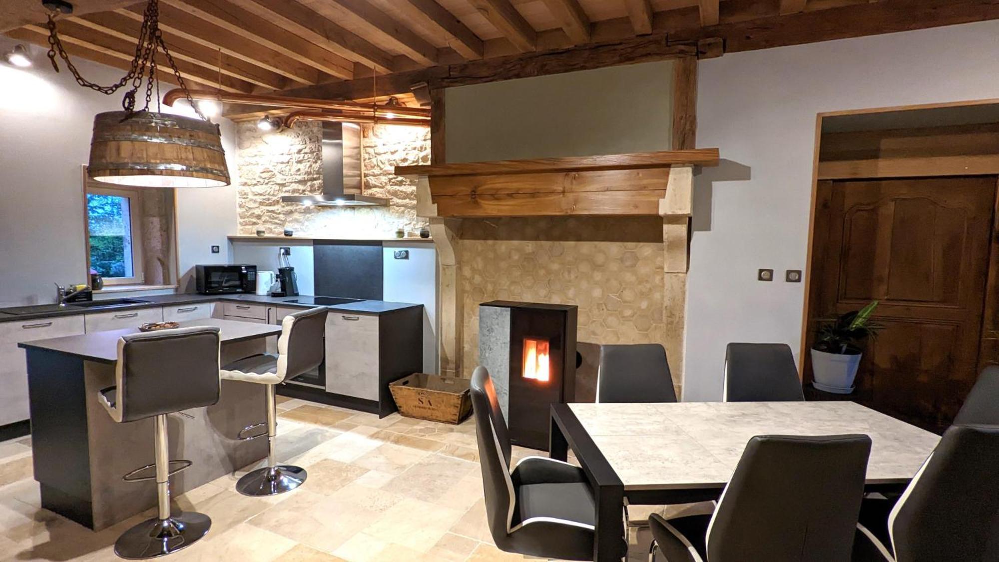 La Ferme Du Chateau Beire-le-Châtel Exteriör bild